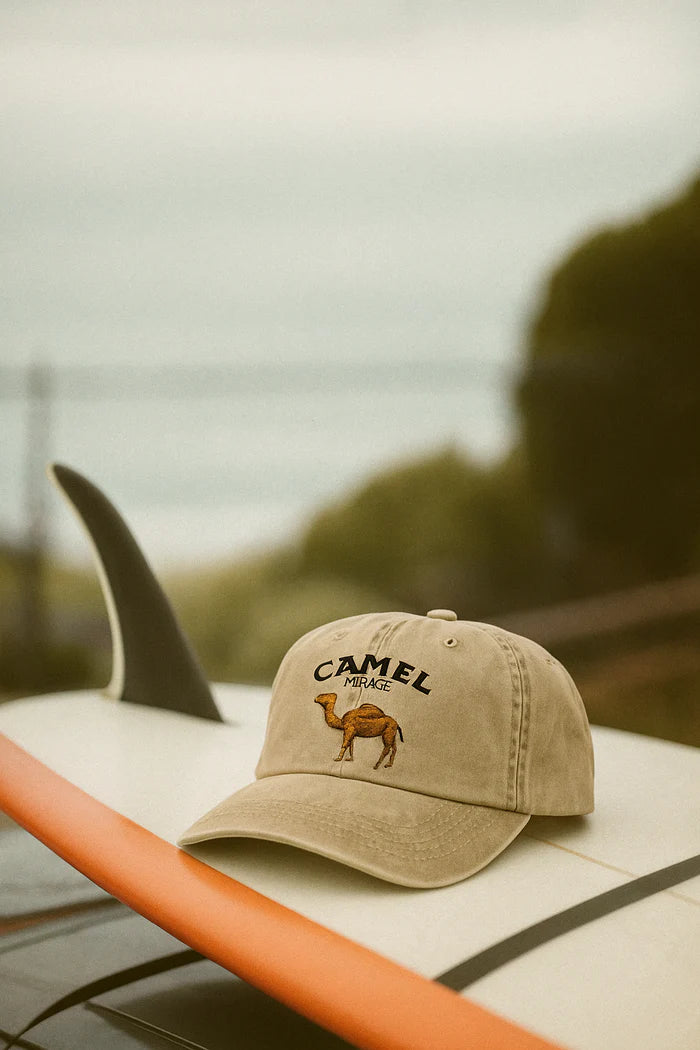 Boné Camel