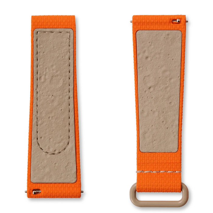 MOONSWATCH LARANJA/BORRACHA AREIA
