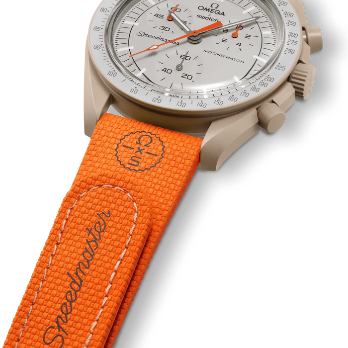 MOONSWATCH LARANJA/BORRACHA AREIA